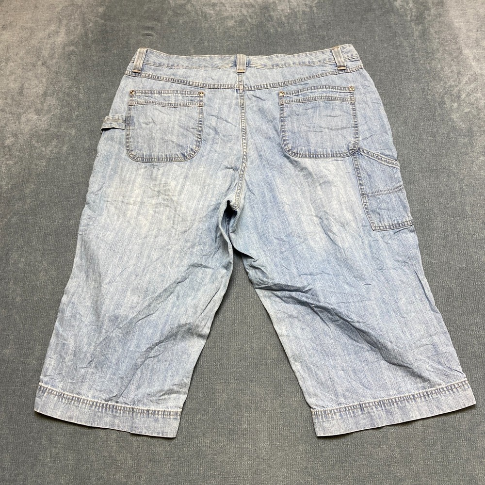 Lee Just Below The Waist Capri Jeans Womens 18M Blue Denim Light Wash Pockets